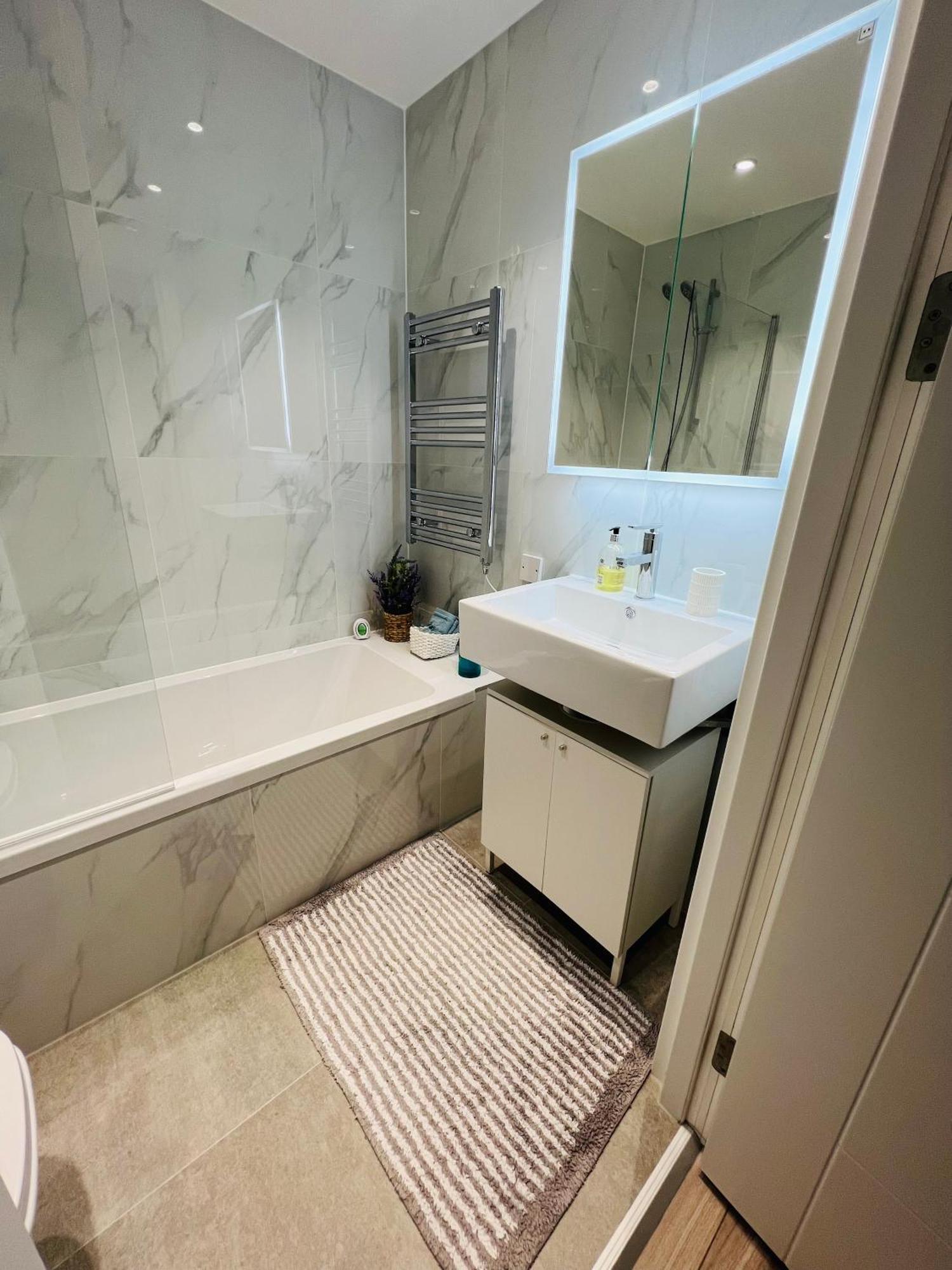 Stunning New Penthouse Apartment 桑斯安 外观 照片